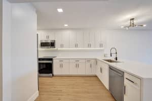 3300 N Palm Aire Dr 401, Pompano Beach, FL 33069 Sold 08/21/25