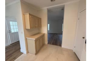 8648 16th Place, Davie, FL 33324 - MLS#F10512266