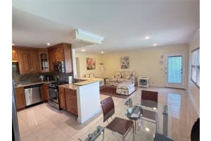 13550 SW 6th Ct 401 A, Hollywood, FL 33027 - MLS#F10512316