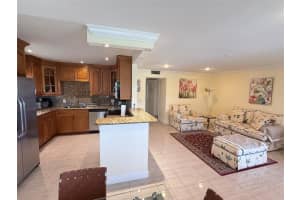 13550 SW 6th Ct 401 A, Hollywood, FL 33027 - MLS#F10512316