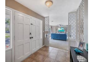 726 10th Ct, Vero Beach, FL 32962 Sold 10/03/25