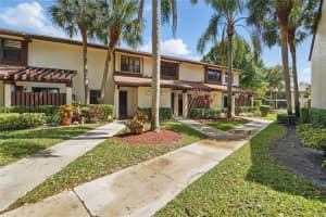 4322 N CARAMBOLA CIR N 4322, Coconut Creek, FL 33066 - MLS#F10512400