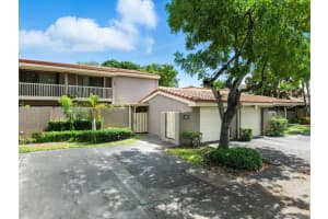 203 Bonnie Brae Way 34, Hollywood, FL 33021 Sold 08/08/25