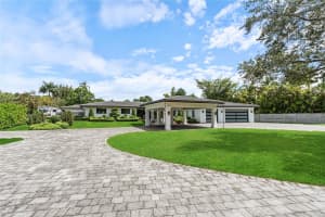 13211 MUSTANG TRL, Southwest Ranches, FL 33330 Sold 10/17/25