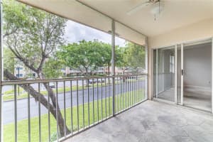 7447 N Devon Dr 7447, Tamarac, FL 33321 Sold 10/24/25