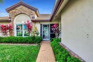 8224 Cassia Dr, Boynton Beach, FL 33472 - MLS#F10512442