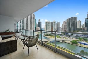 90 SW 3rd St 2413, Miami, FL 33130 - MLS#F10512483