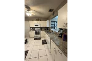 9521 Stanley Ln 9521, Tamarac, FL 33321 - MLS#F10512528