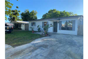 1400 N 70th Ter, Hollywood, FL 33024 Sold 08/06/25