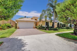 13129 SW 32nd St, Miramar, FL 33027 - MLS#F10512581