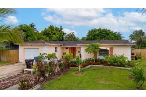 970 Sw 67th Ave, North Lauderdale