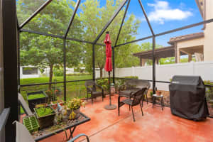 5309 NW 50th Terr, Tamarac, FL 33319 Sold 09/29/25