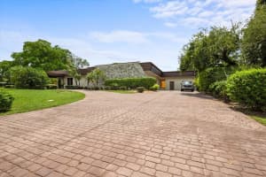 5304 Woodlands Blvd, Tamarac, FL 33319 - MLS#F10512617