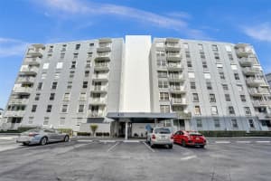 430 Golden Isles Dr 705, Hallandale Beach, FL 33009 - MLS#F10512626