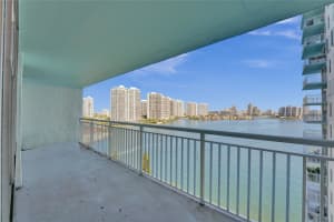 301 174th St 1401, Sunny Isles Beach, FL 33160 - MLS#F10512634