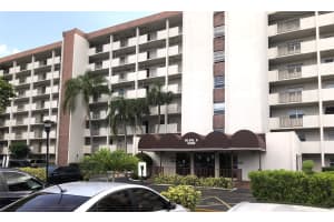 5900 Nw 44 Street 607, Lauderhill