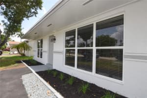 11451 NW 37th St, Sunrise, FL 33323 - MLS#F10512676
