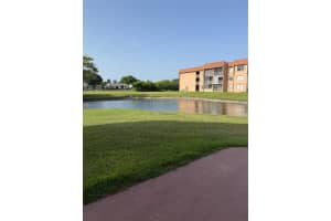 9881 Sunrise Lakes Blvd 106, Sunrise