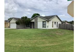 449 Sw Aster Rd, Port Saint Lucie