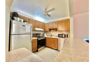257 S Cypress Rd 415, Pompano Beach, FL 33060 - MLS#F10512711