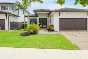 8912 NW 161st Ter, Hialeah, FL 33018 - MLS#F10512728
