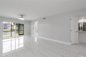 361 S Hollybrook Dr 105, Pembroke Pines, FL 33025 - MLS#F10512735