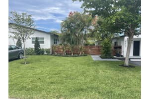 2217 NE 7th Ave 2, Wilton Manors, FL 33305 - MLS#F10512752