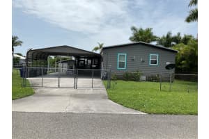 1558 Chobee St, Okeechobee
