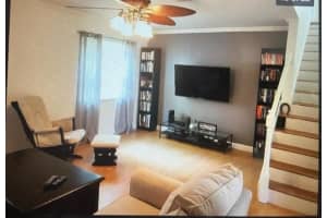 1637 NE 5th St 2, Fort Lauderdale, FL 33301 - MLS#F10512781