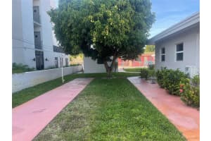 1727 Dewey St 3, Hollywood, FL 33020 - MLS#F10512790
