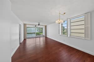 6070 NW 64th Ave 212, Tamarac, FL 33319 - MLS#F10512792