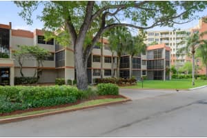 16475 Golf Club Rd 110, Weston, FL 33326 Sold 09/23/25