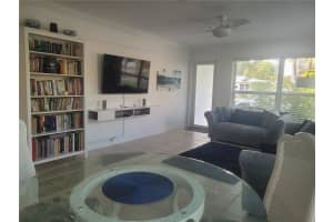 1404 NE 2nd St, Pompano Beach, FL 33060 Sold 07/15/25