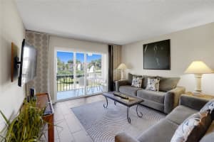 8980 S Hollybrook Blvd 304, Pembroke Pines