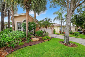 7859 Sundial Harbor Pt, Lake Worth, FL 33467 Sold 09/29/25