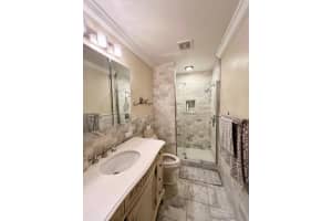 710 NW 106th Ave, Pembroke Pines, FL 33026 - MLS#F10512927