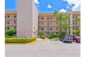 2748 104th Avenue, Sunrise, FL 33322 - MLS#F10512934