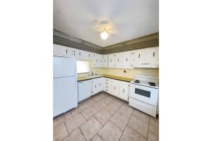 4270 NW 40th St 206, Lauderdale Lakes, FL 33319 Sold 12/29/25