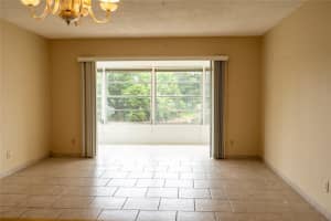 4270 NW 40th St 206, Lauderdale Lakes, FL 33319 Sold 12/29/25