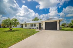 1226 Sw Emerald Avenue, Port Saint Lucie