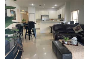 13758 SW 31st St, Miramar, FL 33027 - MLS#F10512973