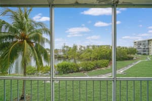 2980 Point East Dr D206, Aventura, FL 33160 Sold 08/28/25