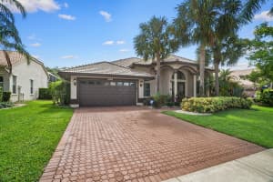 19923 Dinner Key Dr, Boca Raton