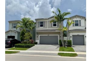 4803 NW 48th Ter, Tamarac, FL 33319 - MLS#F10513052