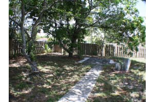 511 SW 72nd Ave, North Lauderdale, FL 33068 Sold 08/20/25