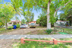 1571 NE 179th St, North Miami Beach, FL 33162 Sold 07/18/25