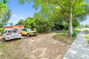 1571 NE 179th St, North Miami Beach, FL 33162 Sold 07/18/25