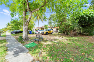 1571 NE 179th St, North Miami Beach, FL 33162 Sold 07/18/25