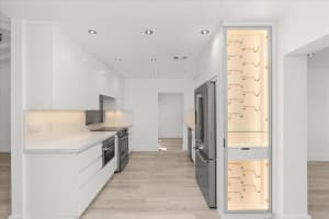 257 SW 32nd Rd, Miami, FL 33129 - MLS#F10513096