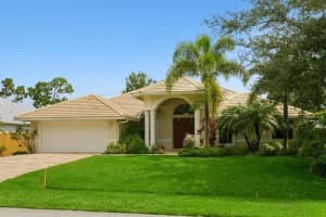 192 Sw Milburn Circle, Port Saint Lucie